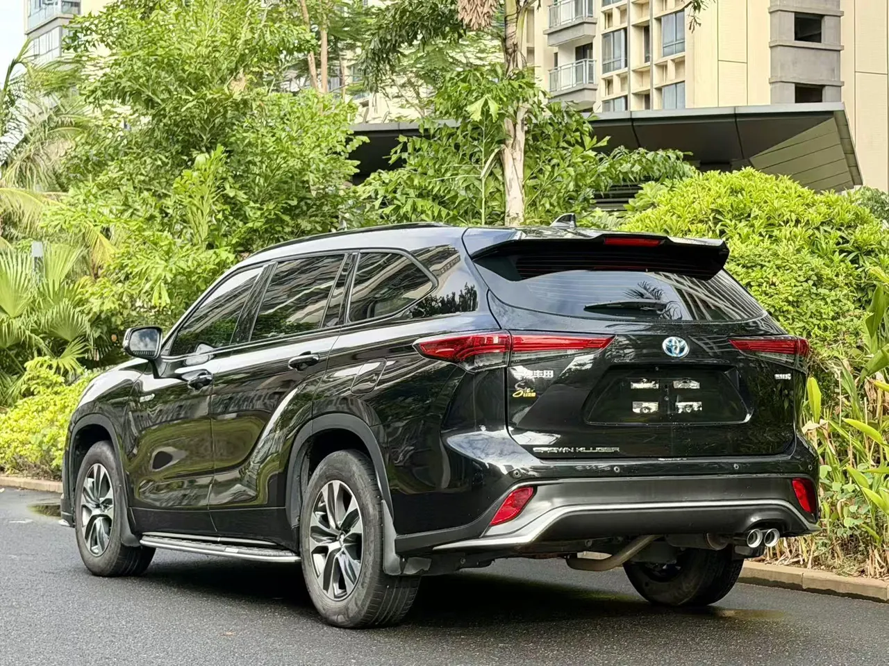 Toyota 2022 Crown Land 2.5 Stepless Two-Drive Elite Automatic Gear 7