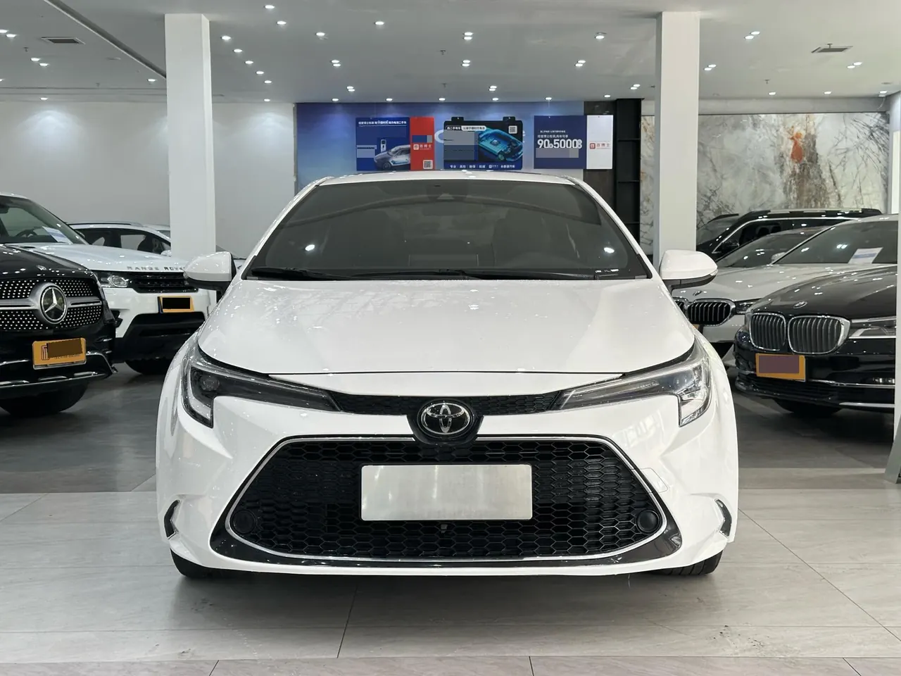 Toyota 2023 Lei Ling 1.2T Stepless 185T Deluxe Automatic Gear 2