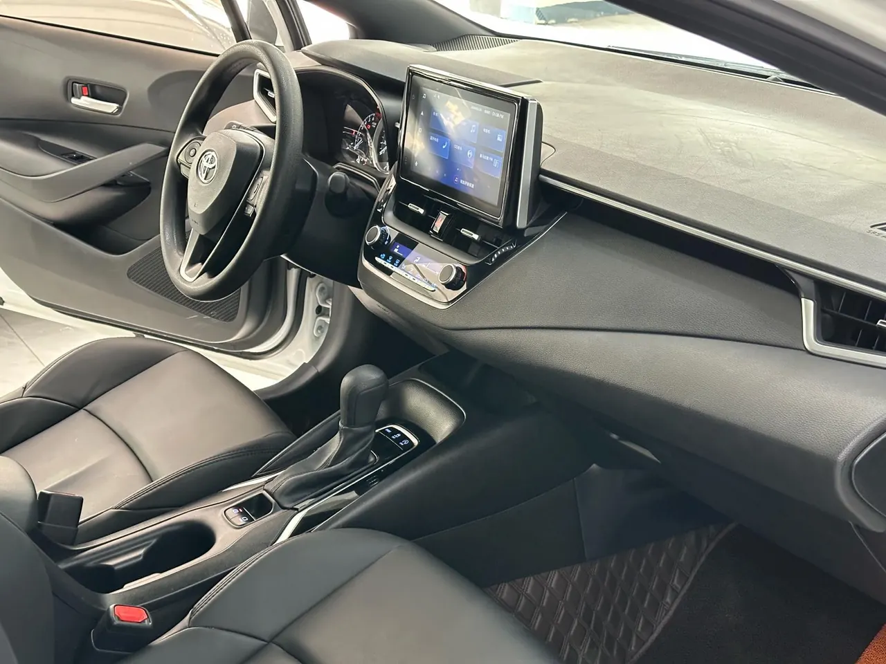 Toyota 2023 Lei Ling 1.2T Stepless 185T Deluxe Automatic Gear 6