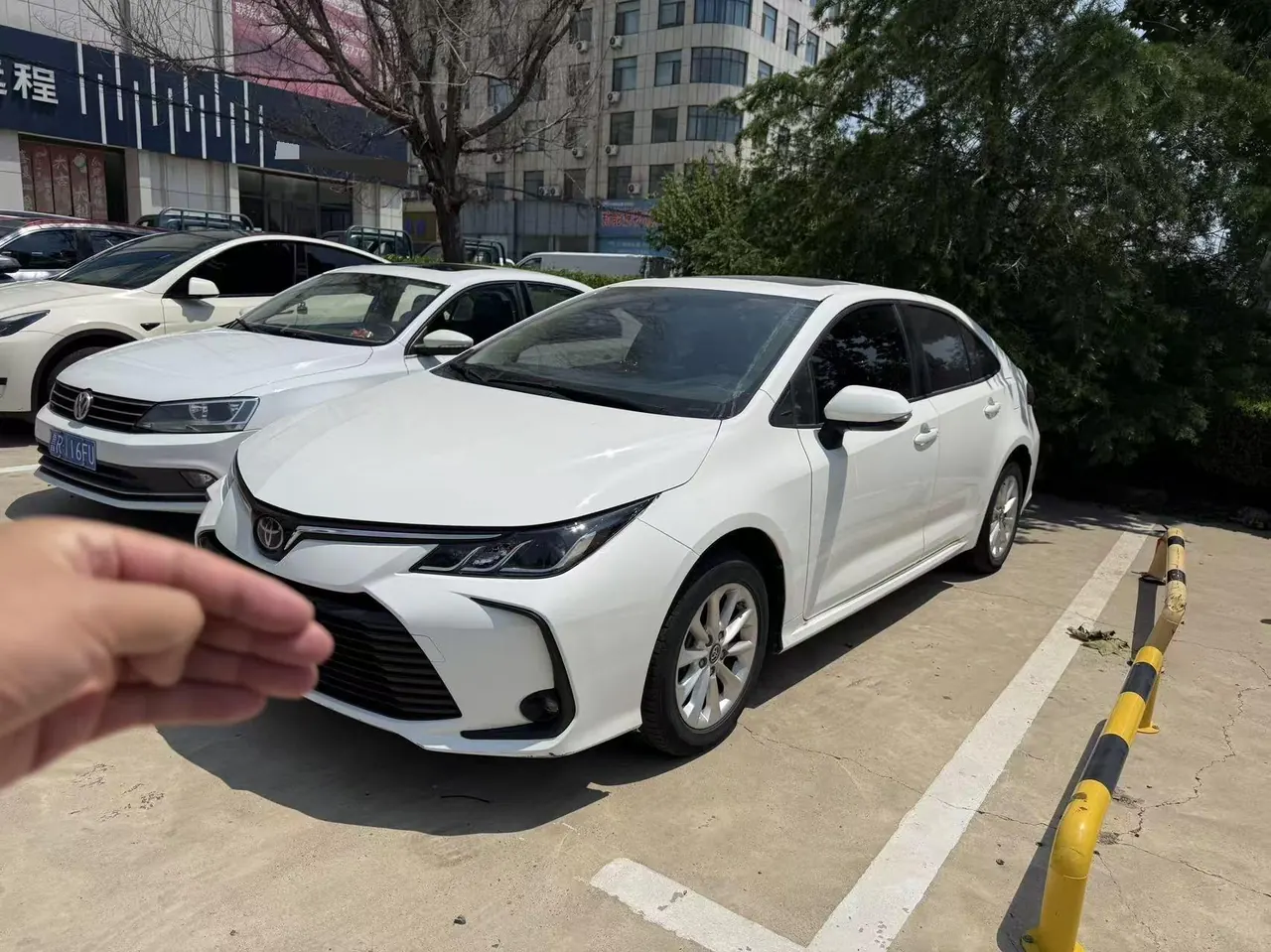 Toyota 2021 Corolla 1.2T Stepless Deluxe Edition Automatic Gear - View 1