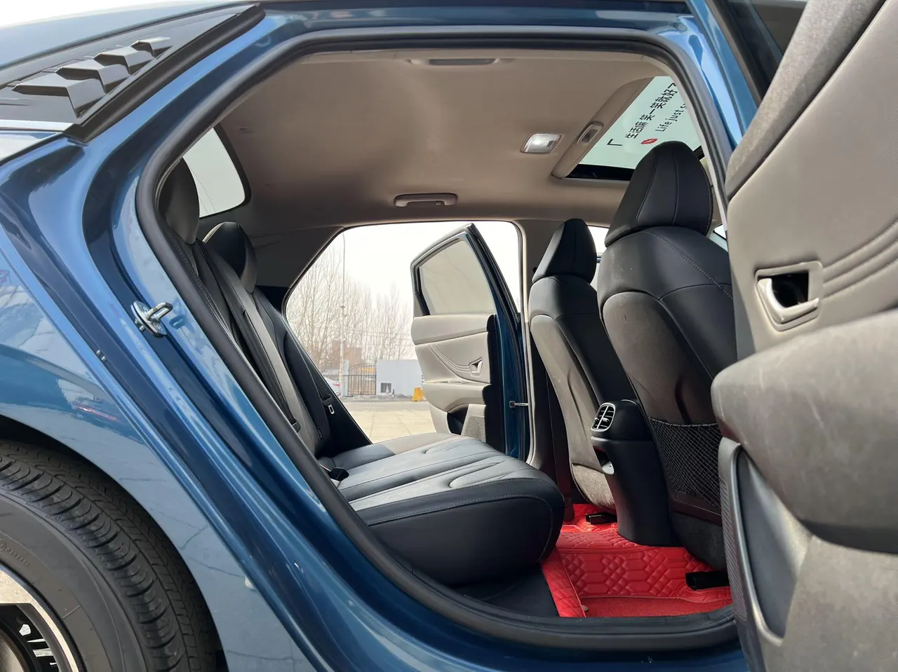 Hyundai 2022 Elantra -3-compartment 1.5 stepless LUX premium automatic gear 11