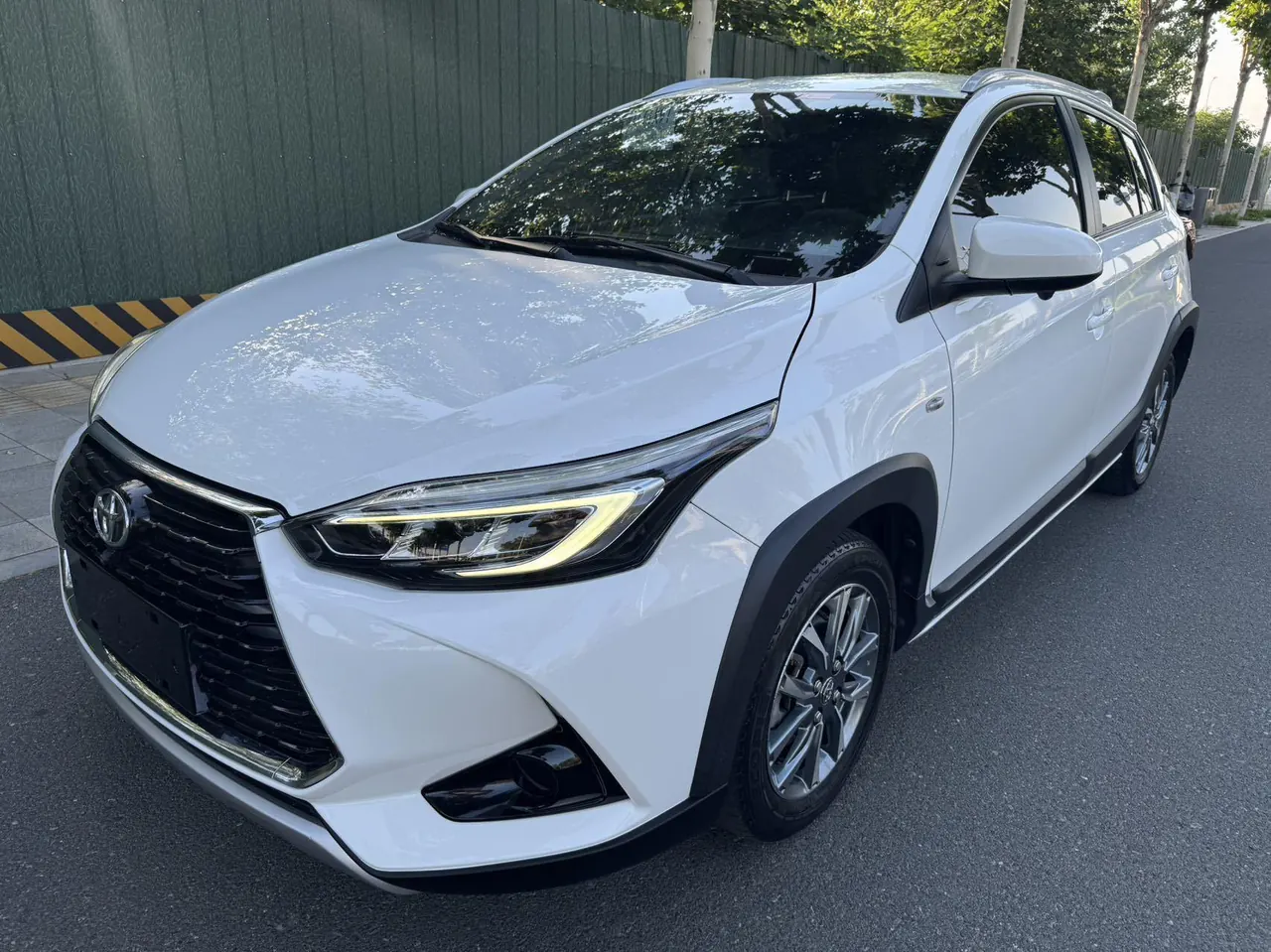 Открыть галерею: Toyota yaris 2022 YARiS L to dazzle 1.5 stepless leading PLUS version of automatic gear