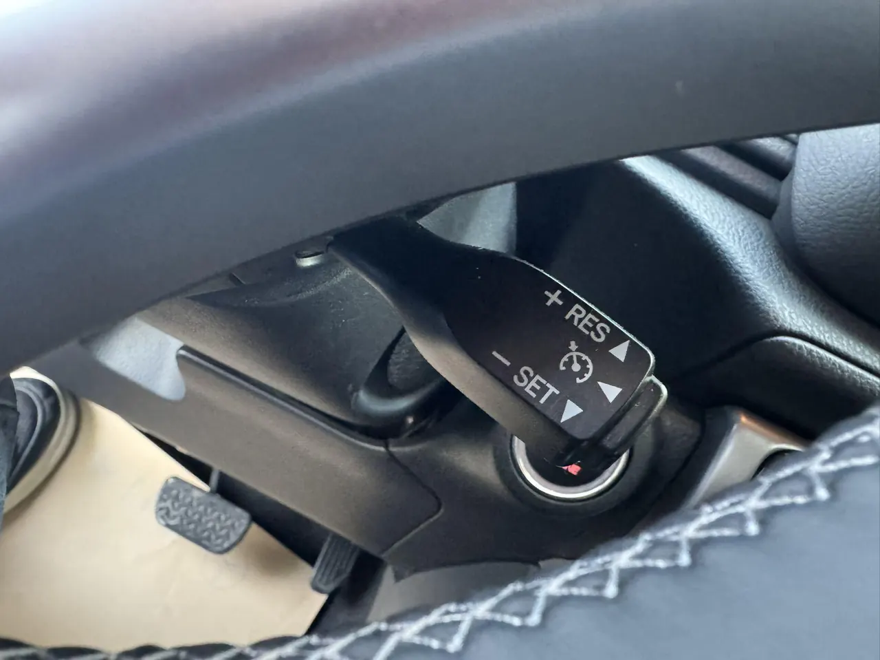 Toyota yaris 2022 YARiS L to dazzle 1.5 stepless leading PLUS version of automatic gear 11