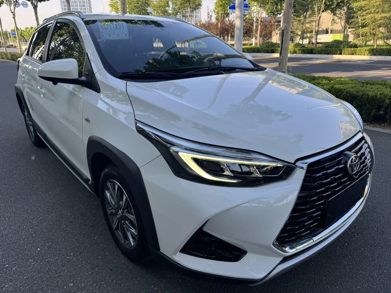 Toyota yaris 2022 YARiS L to dazzle 1.5 stepless leading PLUS version of automatic gear 3