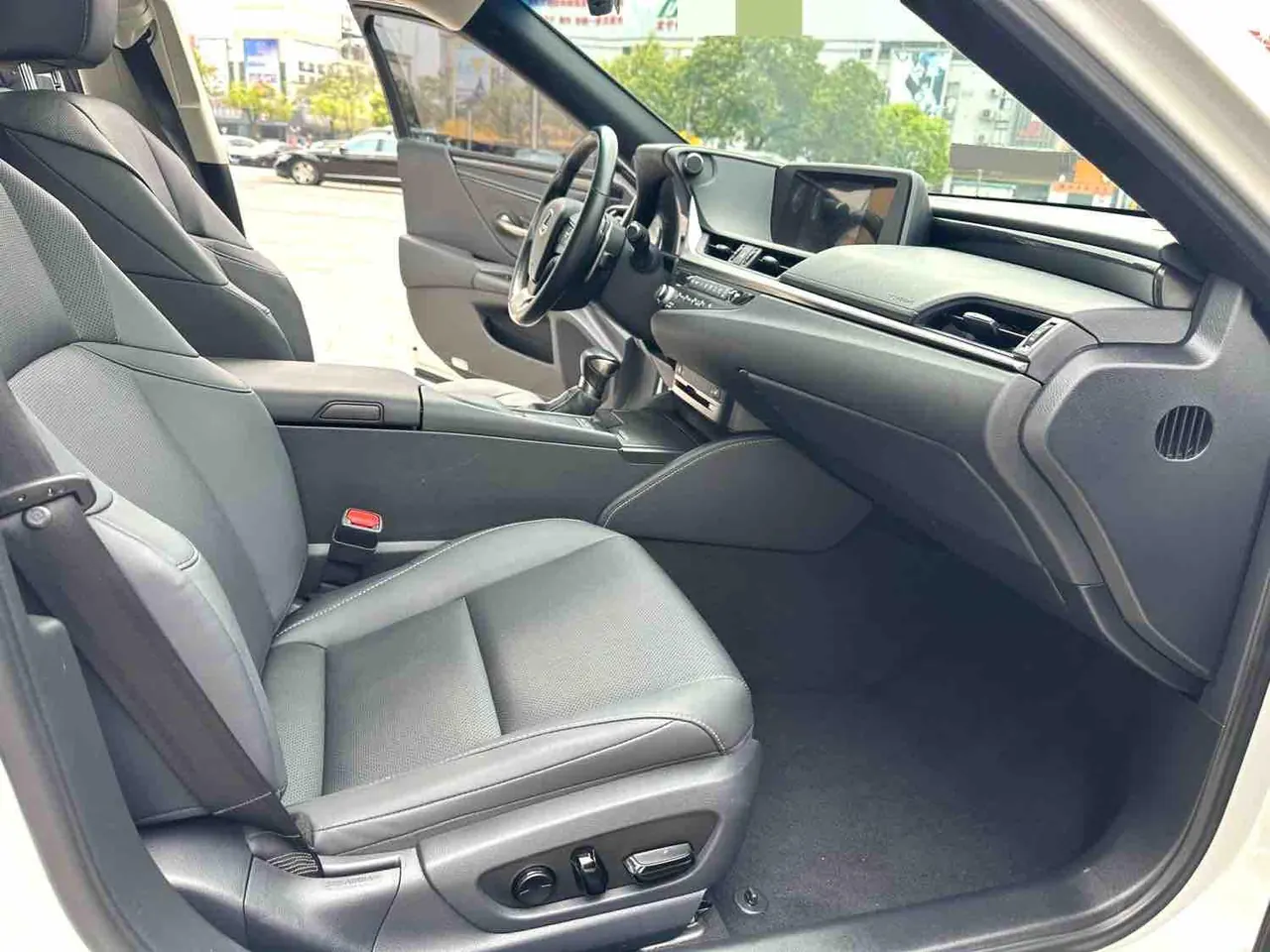 Lexus ES (Imported) 2020 ES200 2.0 Stepless Premium Edition Automatic Gear 10