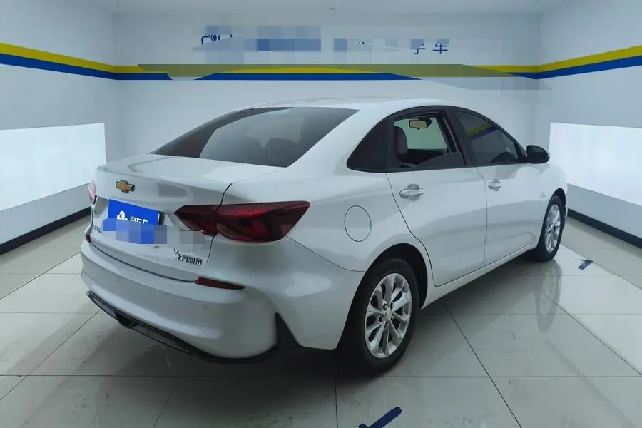Chevrolet 2024 Cruze 1.5 Pleasant Edition Automatic Gear 2
