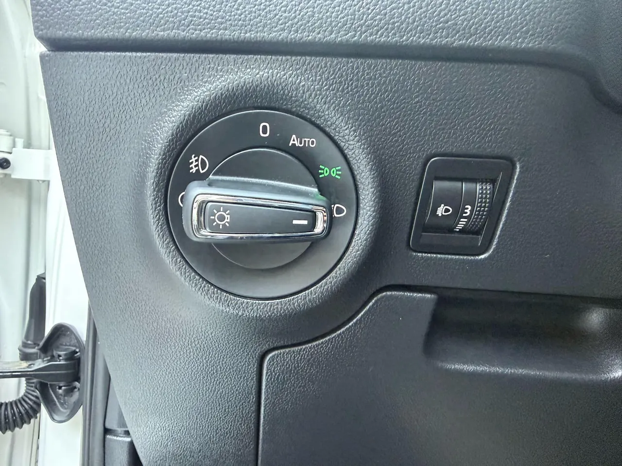 Skoda 2022 Keluoke 1.4TSI TSI280 Luxury Edition Automatic Gear 9