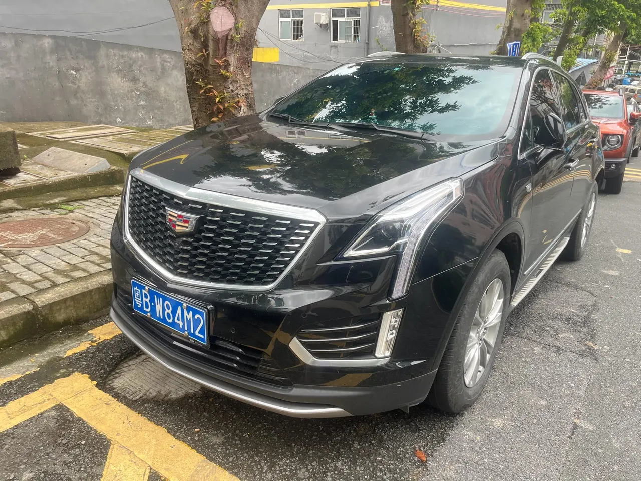 Cadillac 2023 XT5 48V 2.0T Two-Drive Fashion Automatic Gear - View 1