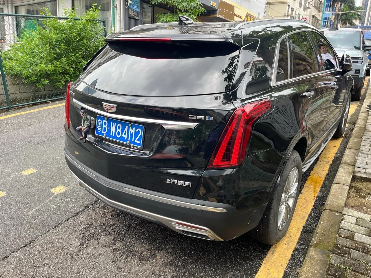 Cadillac 2023 XT5 48V 2.0T Two-Drive Fashion Automatic Gear 6