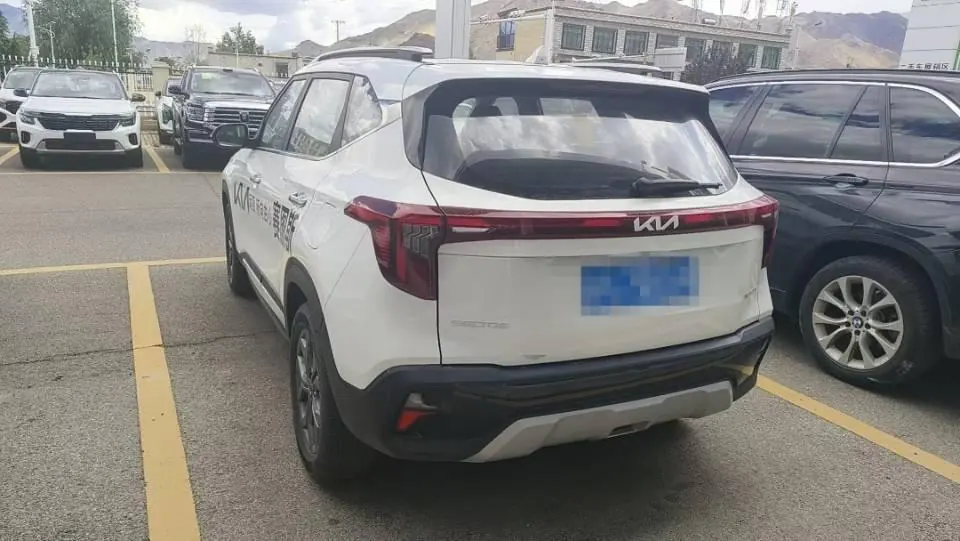Kia 2026 Setus 1.5 Stepless Deluxe Edition Automatic Transmission 4