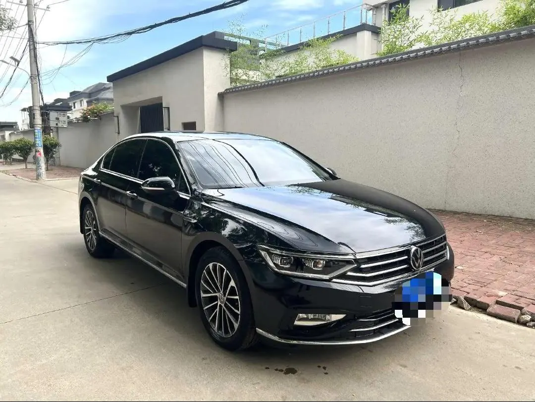 Volkswagen 2020 Magotan 2.0TSI 330TSI luxury automatic transmission 2
