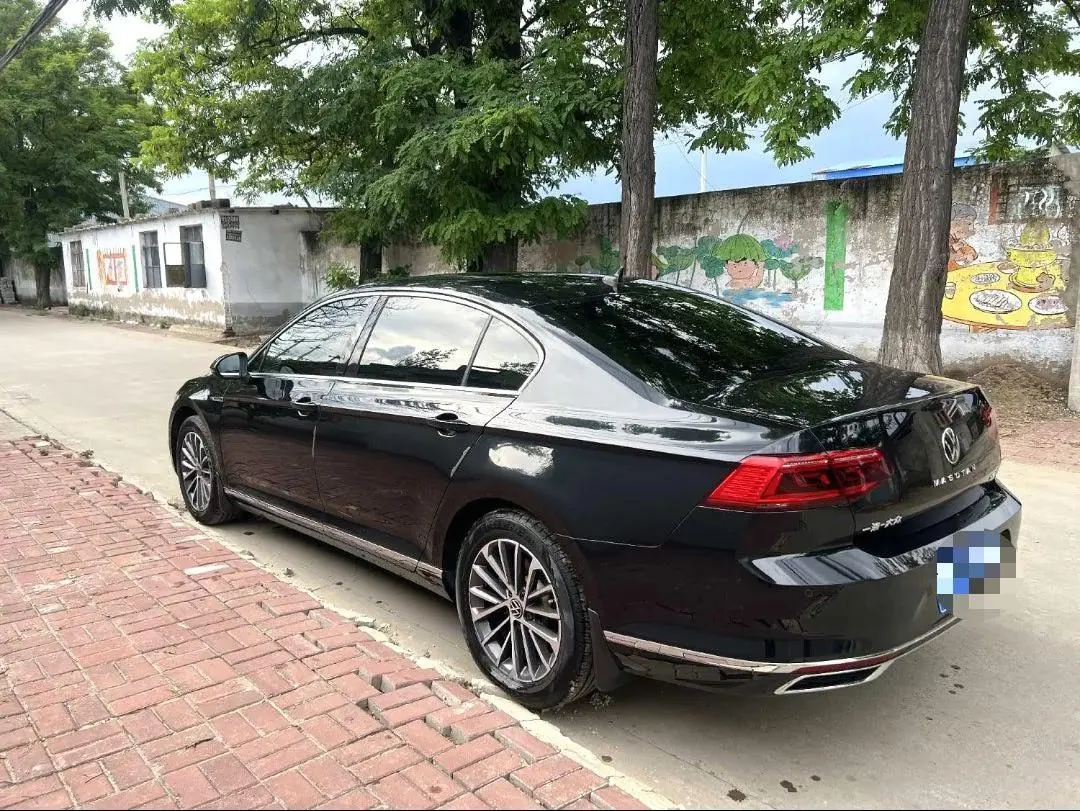 Volkswagen 2020 Magotan 2.0TSI 330TSI luxury automatic transmission 3