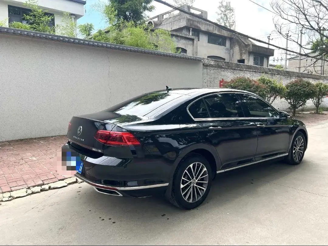 Volkswagen 2020 Magotan 2.0TSI 330TSI luxury automatic transmission 4
