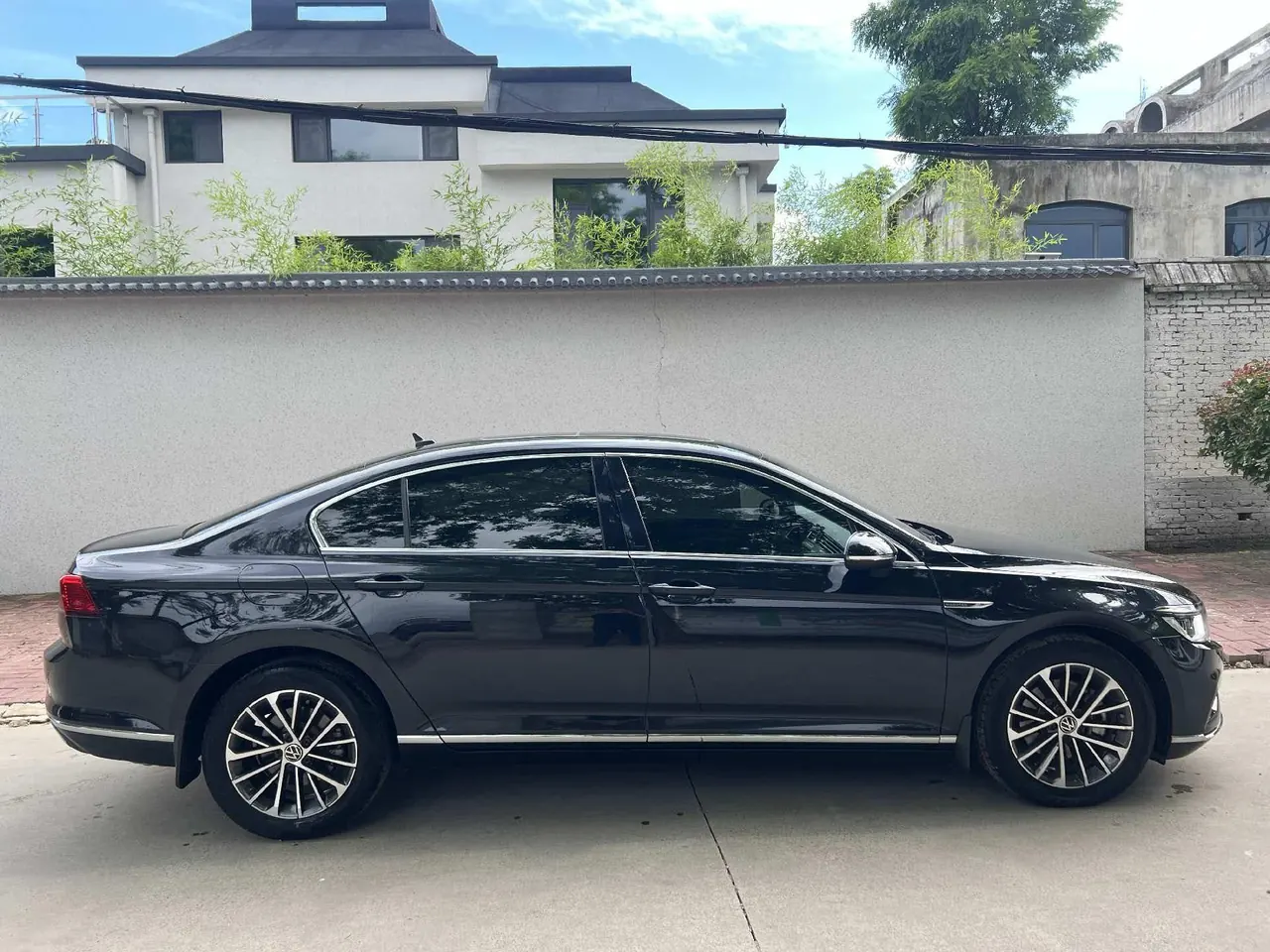 Volkswagen 2020 Magotan 2.0TSI 330TSI luxury automatic transmission 5