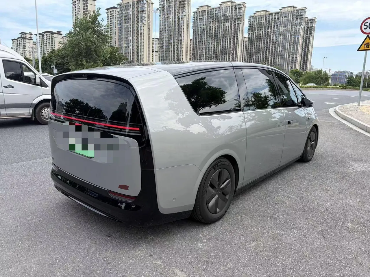 Li 2024 MEGA Ultra Automatic 3