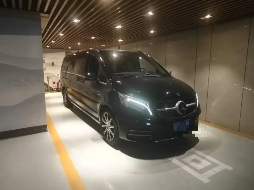 Mercedes Benz V 2022V 260 L 2.0T Premium Edition Automatic Gear 3