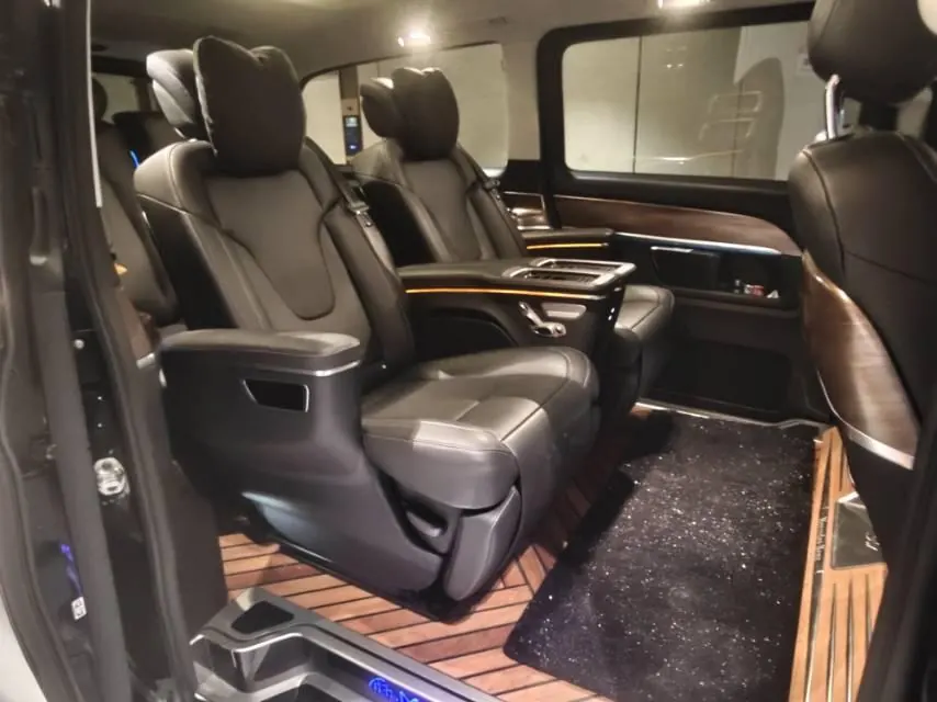 Mercedes Benz V 2022V 260 L 2.0T Premium Edition Automatic Gear 5