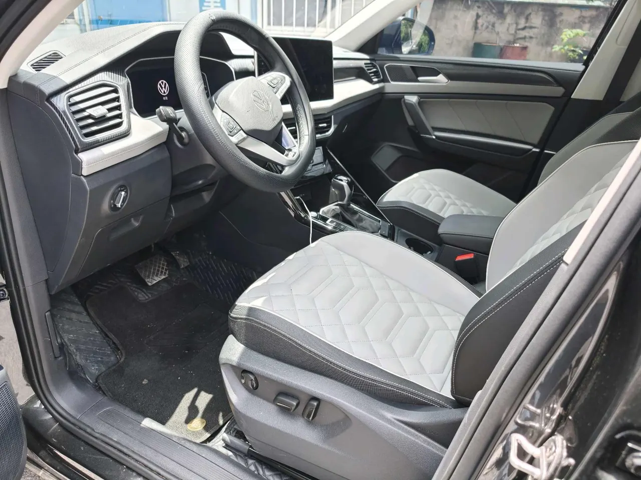 Volkswagen 2026 Tanyue 1.5TSI 300TSI 30 million Selected Automatic Gear 2