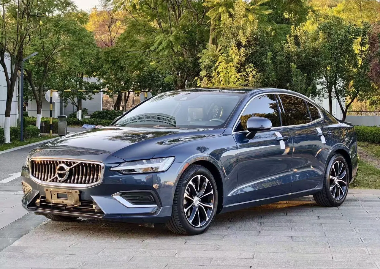 Volvo 2021 S60 2.0T T4 Zhiyi Deluxe Edition Automatic Gear - View 1