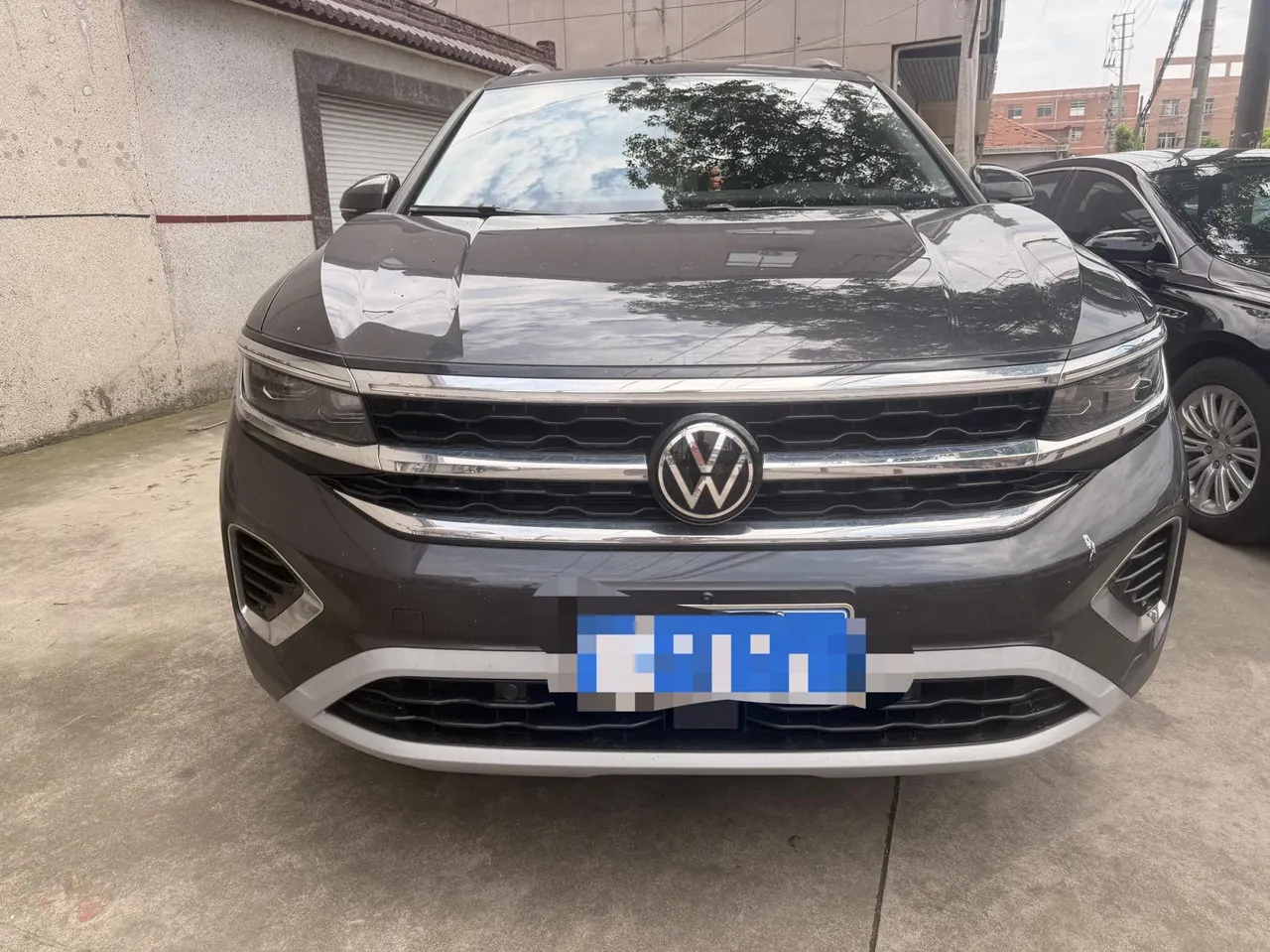 Volkswagen 2023 models of 2.0TSI 380TSI four-wheel drive luxury version of Pro automatic gear 2