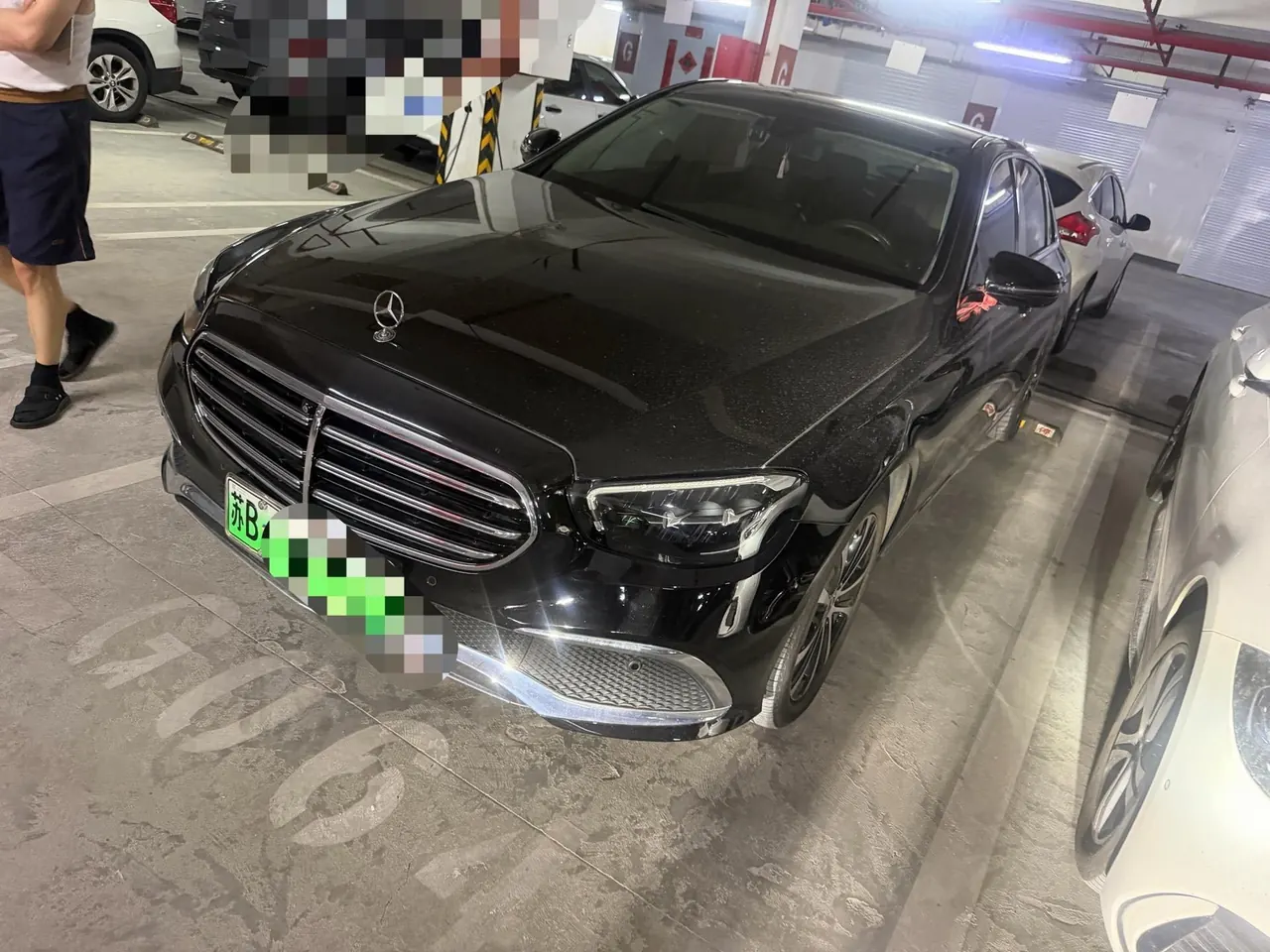 Mercedes Benz Class E New Energy 2022 E 350 e L 2.0T (Change 2) Automatic Gear 2
