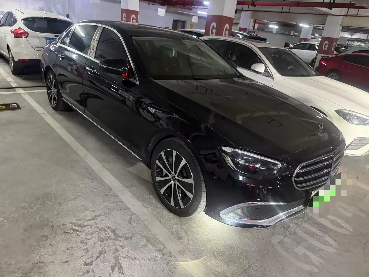 Mercedes Benz Class E New Energy 2022 E 350 e L 2.0T (Change 2) Automatic Gear 7