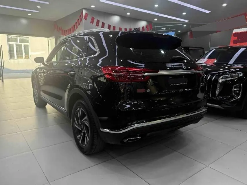 HongQi 2022 HS5 2.0T Zhilian Flag Edition Automatic Gear 8