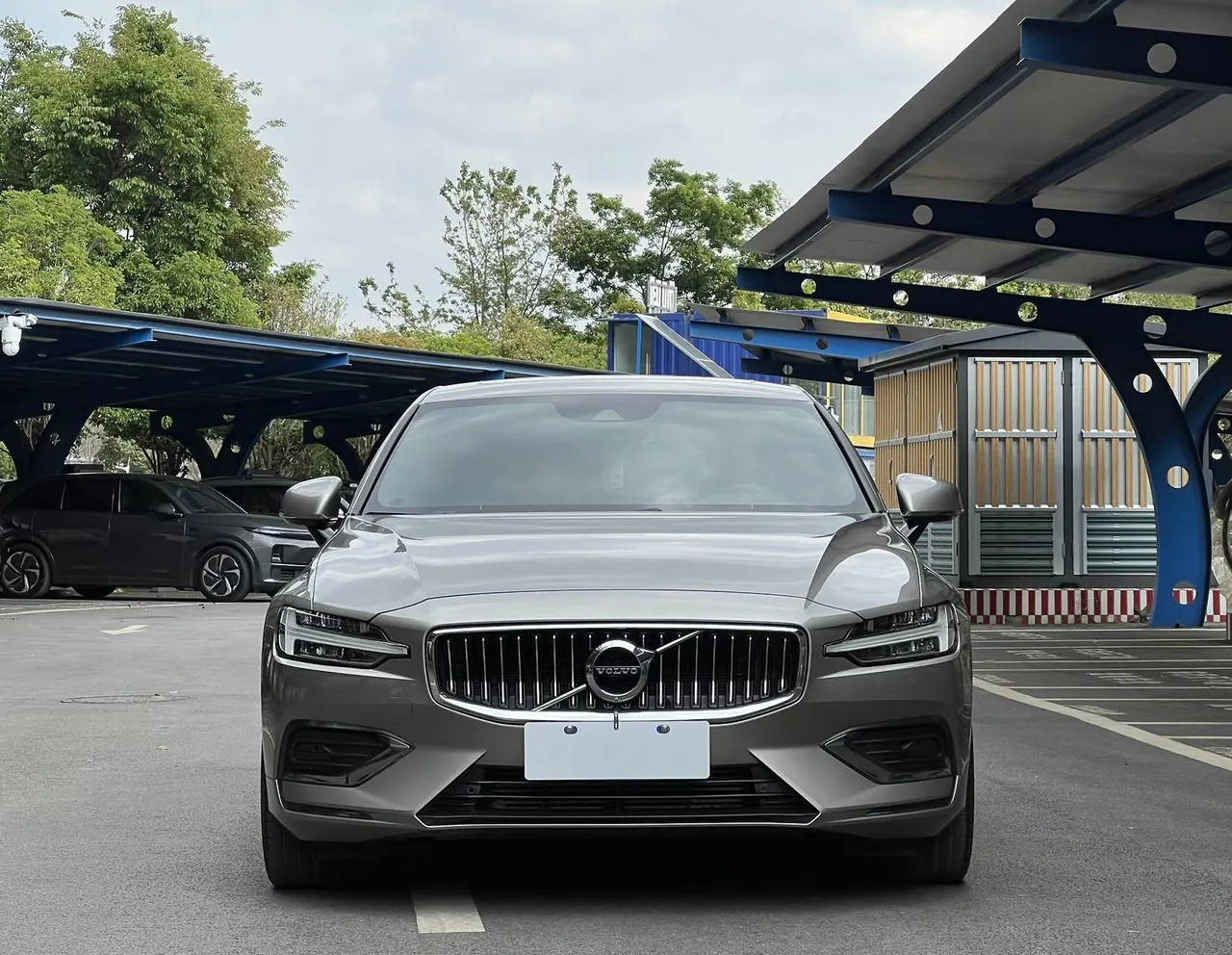 Volvo 2021 S60 2.0T T4 Zhiyuan Deluxe Edition Automatic Gear 7