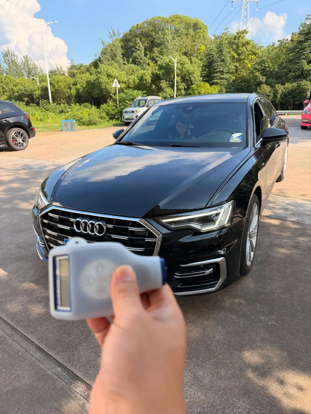 Audi 2022 A6L 2.0TFSI 45TFSI Zhenzhiya Automatic Gear - View 1