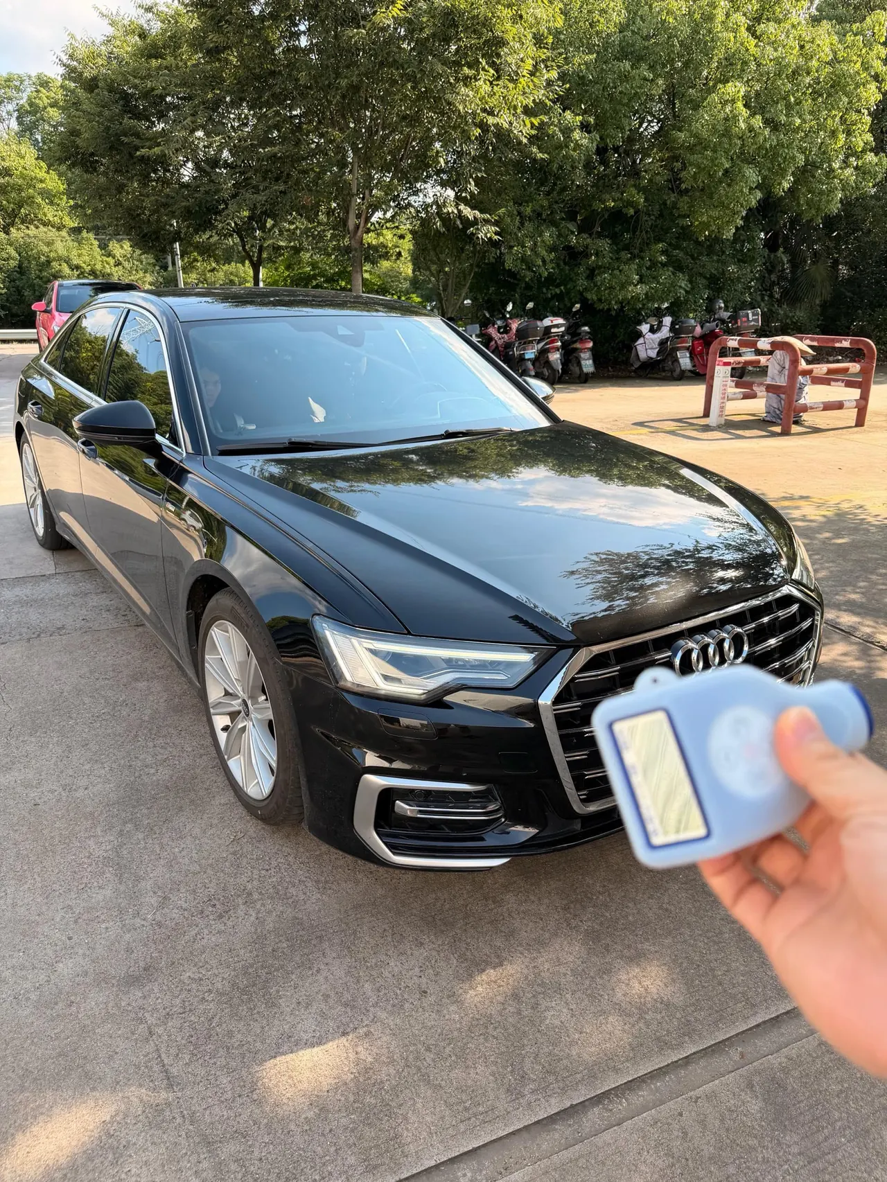 Audi 2022 A6L 2.0TFSI 45TFSI Zhenzhiya Automatic Gear 2