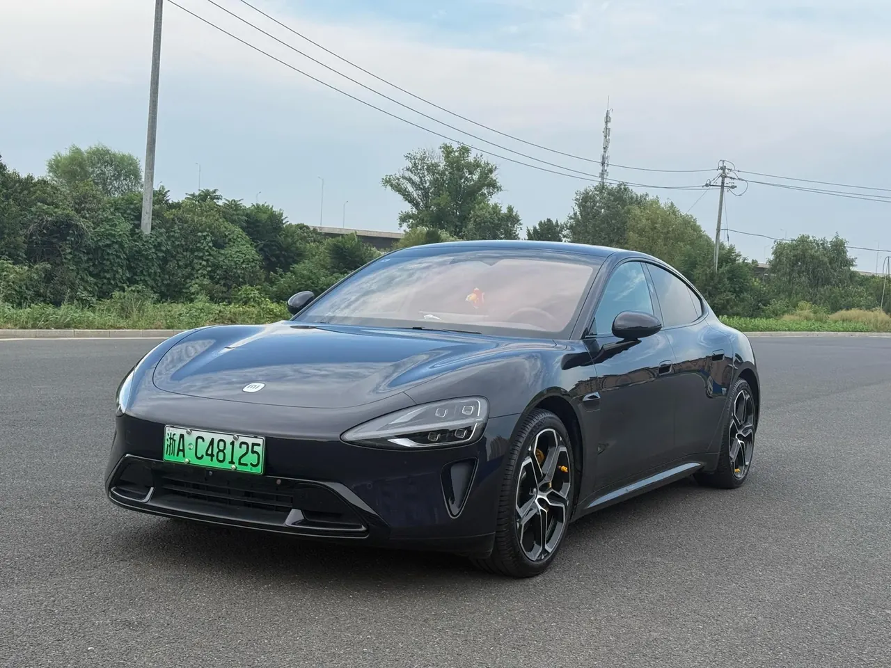 MI 2024 SU 7 700km Rear Drive Long Endurance Smart Driving Edition Automatic Gear - View 1