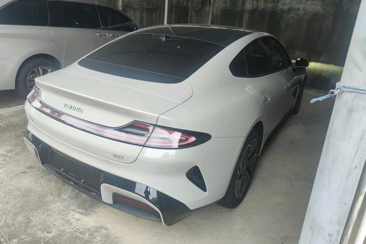 MI 2026 SU7 Standard Edition Automatic Gear 3