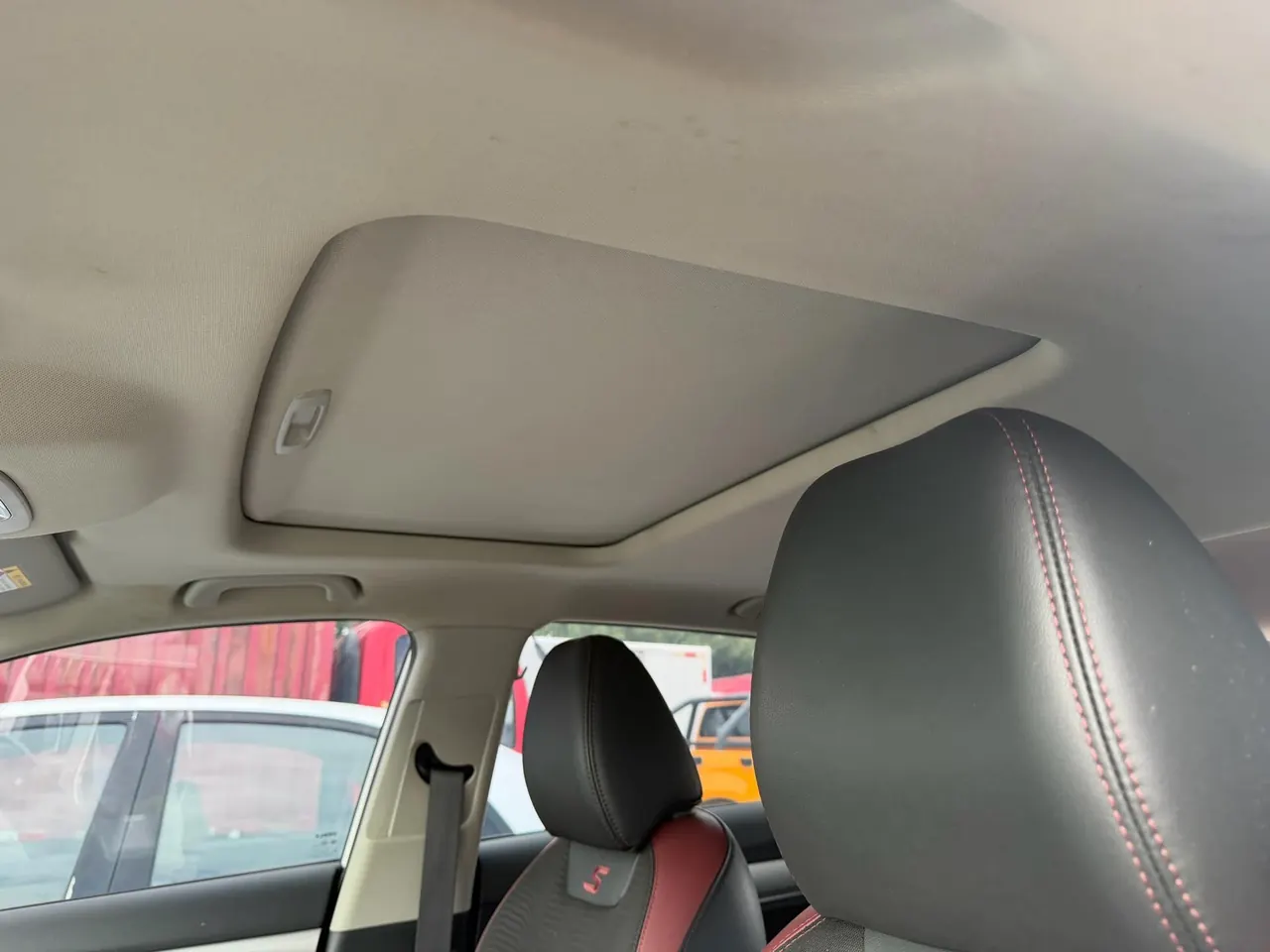 Geely 2021 Plantronics 1.4T Diamond Edition Automatic Gear 3