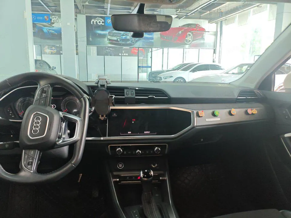 Audi 2022 Q3 1.4TFSI 35TFSI Fashion Elegant Automatic Gear 2