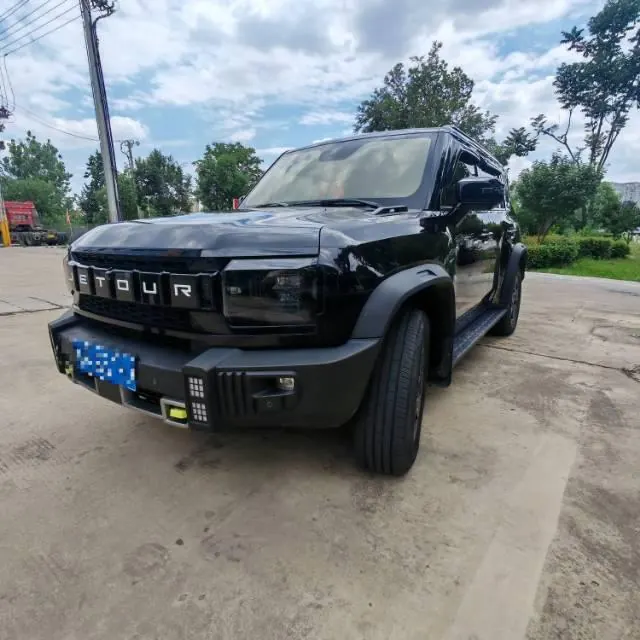 Jetour 2023 Travelers 1.5T Two-Drive Discovery PRO Automatic Gear - View 1