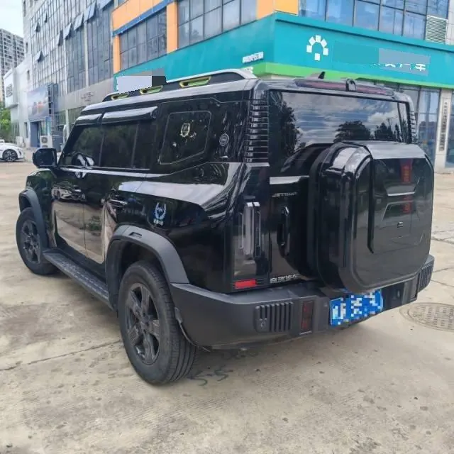 Jetour 2023 Travelers 1.5T Two-Drive Discovery PRO Automatic Gear 4