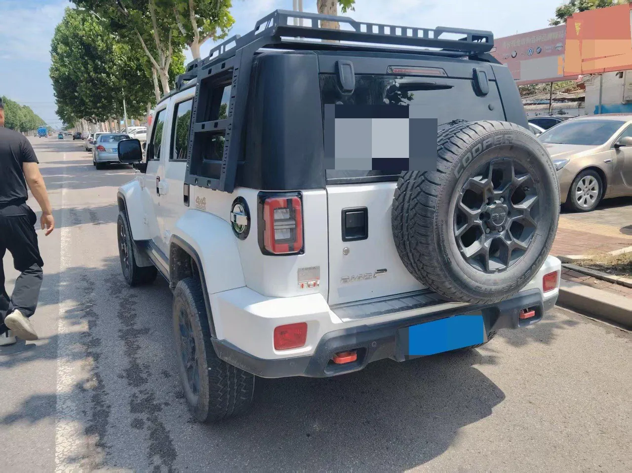 Beijing 2021 BJ40 2.0T four-wheel drive blade hero version chivalrous automatic gear 3