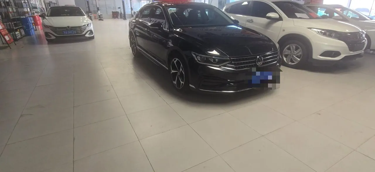 Volkswagen 2026 Magotan 2.0TSI 380TSI 30 million selected luxury automatic gear 3