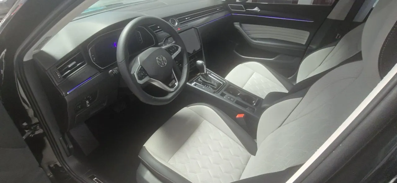 Volkswagen 2026 Magotan 2.0TSI 380TSI 30 million selected luxury automatic gear 4