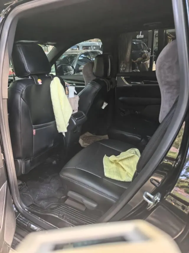 Cadillac 2022 XT6 48V 2.0T 6-seat four-wheel drive luxury automatic gear 4