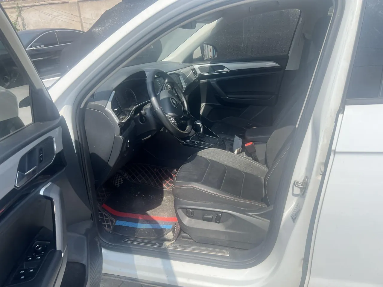 Volkswagen 2021 Tanyue 2.0TSI 330TSI Two-Drive Deluxe Smart Joint Edition Automatic Gear 2