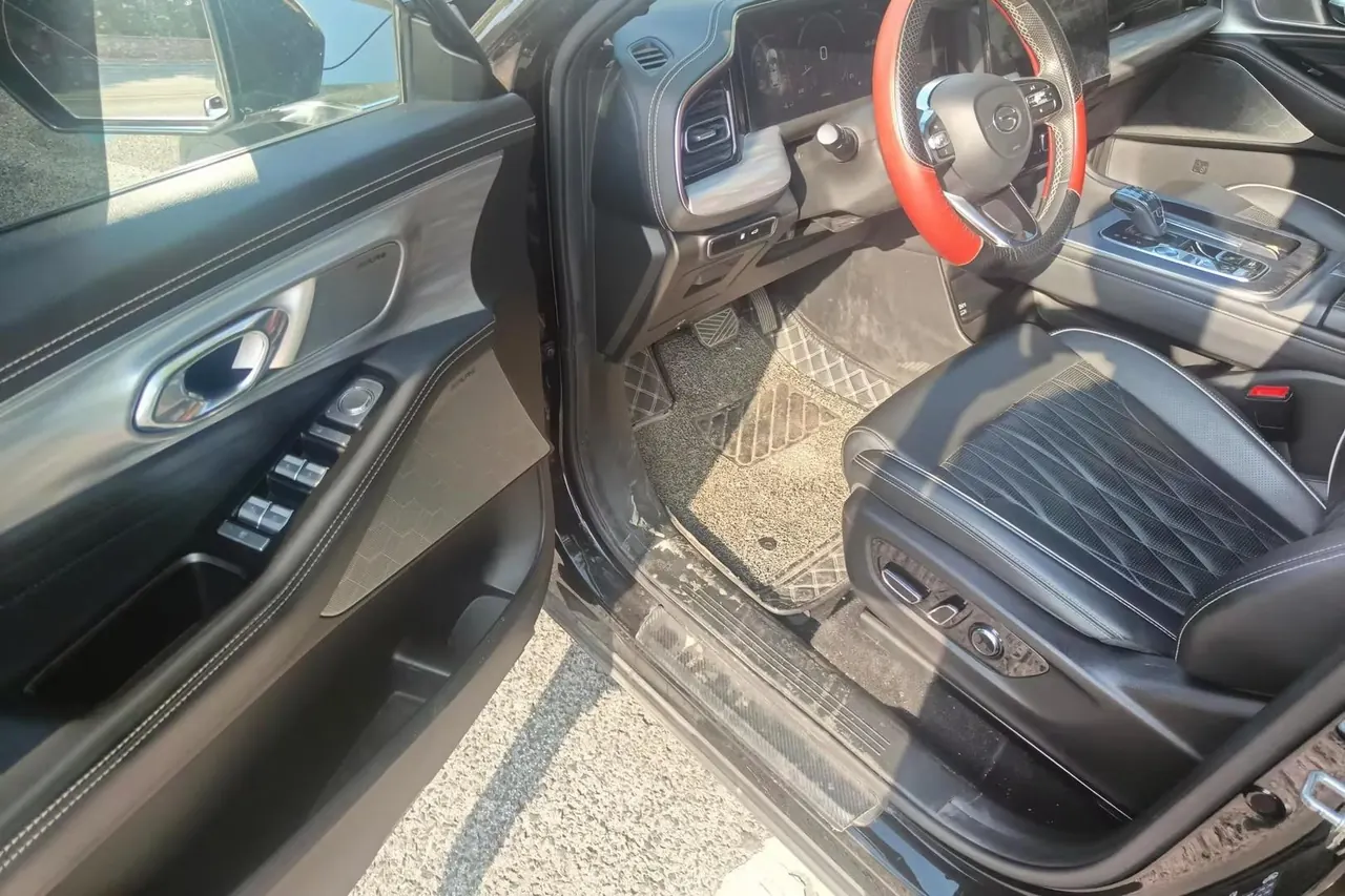 Chuanqi 2022 GS8 2.0TGDI Two-Drive Premium Edition Six-seat Automatic Gear 4