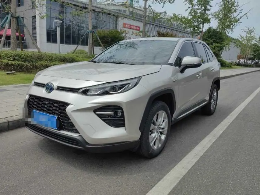 打开图片灯箱:Toyota 2020 Weilanda Dual Engine 2.5 Stepless Two-Drive Premium Edition Automatic Gear