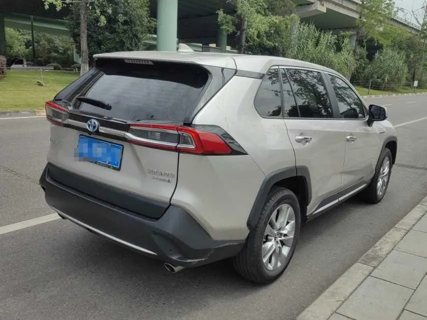 Toyota 2020 Weilanda Dual Engine 2.5 Stepless Two-Drive Premium Edition Automatic Gear 6