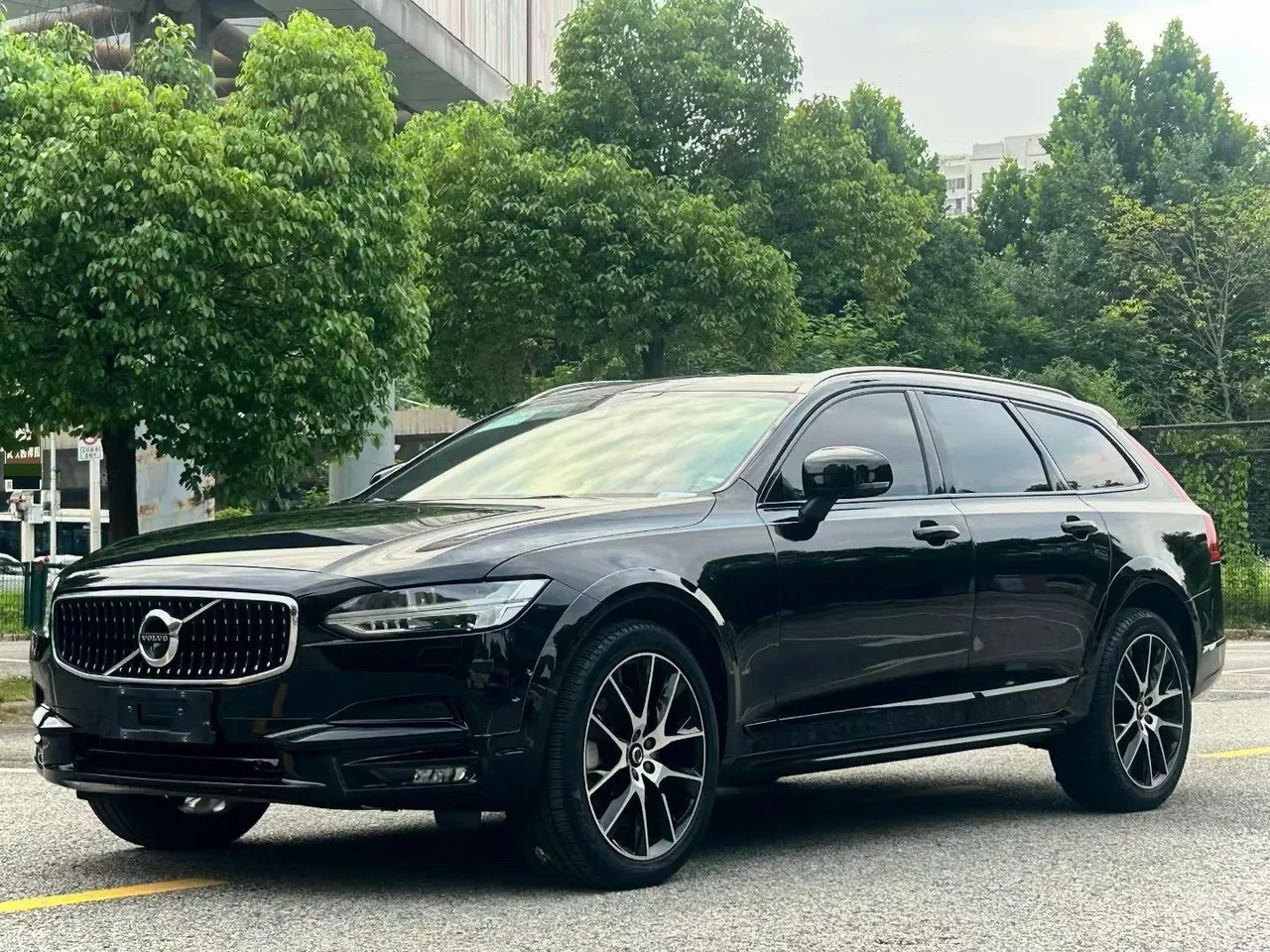 Open image lightbox: Volvo V90 (Imported) 2020 V90 Cross Country 2.0T T5 AWD Smart Edition (Modified) Automatic Gear
