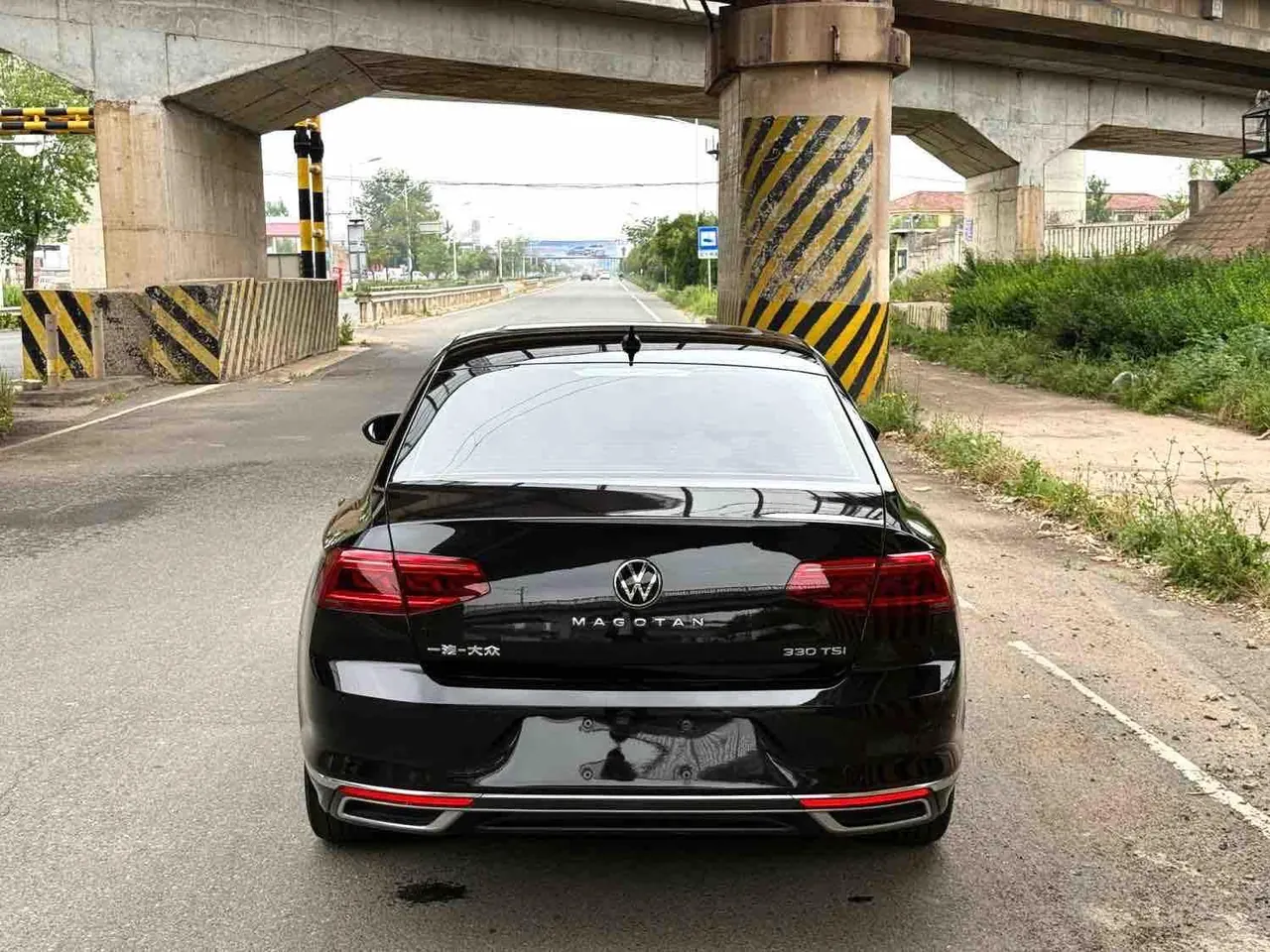Volkswagen 2020 Magotan 2.0TSI 330TSI Leading Automatic 6