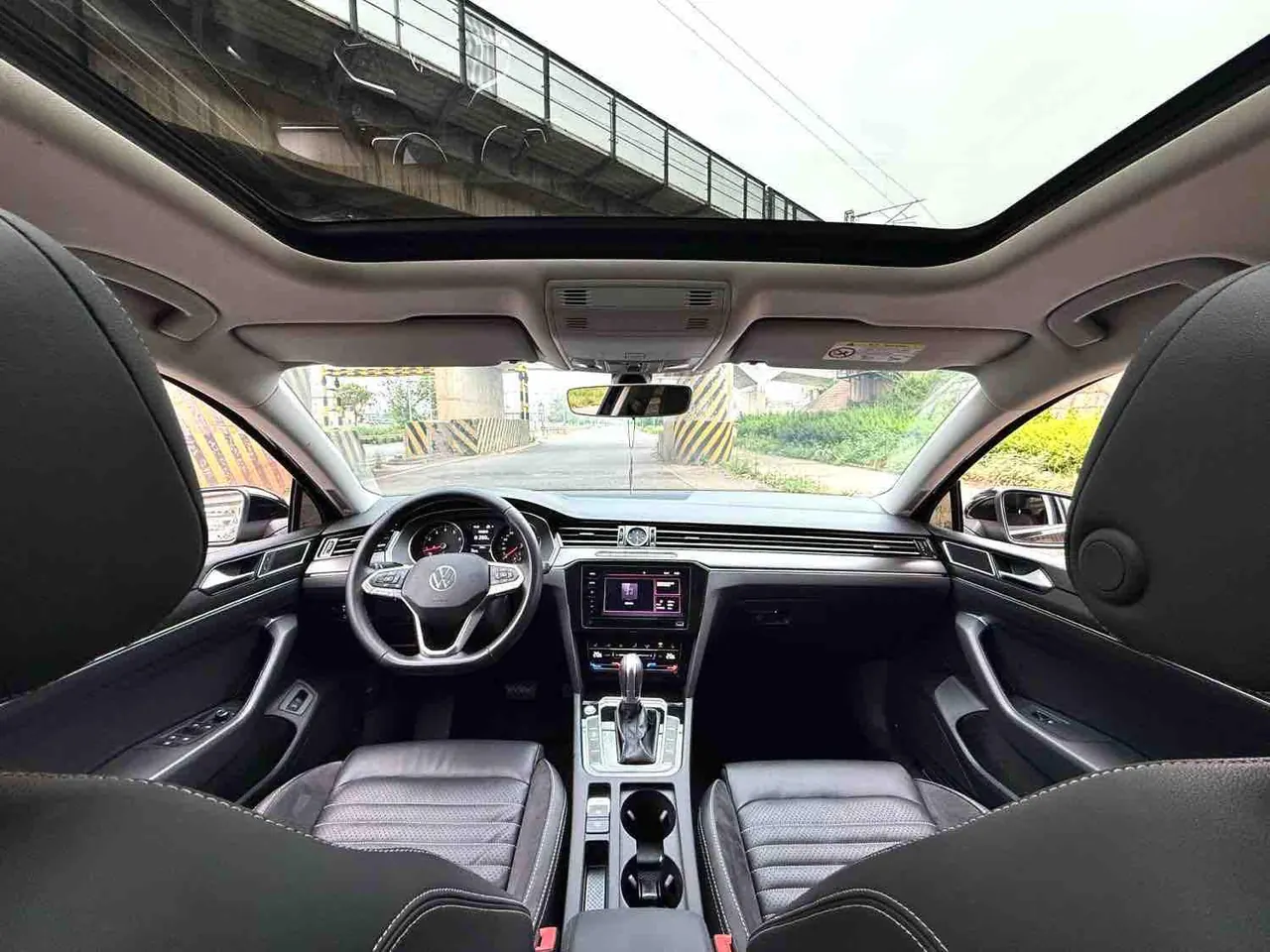 Volkswagen 2020 Magotan 2.0TSI 330TSI Leading Automatic 8