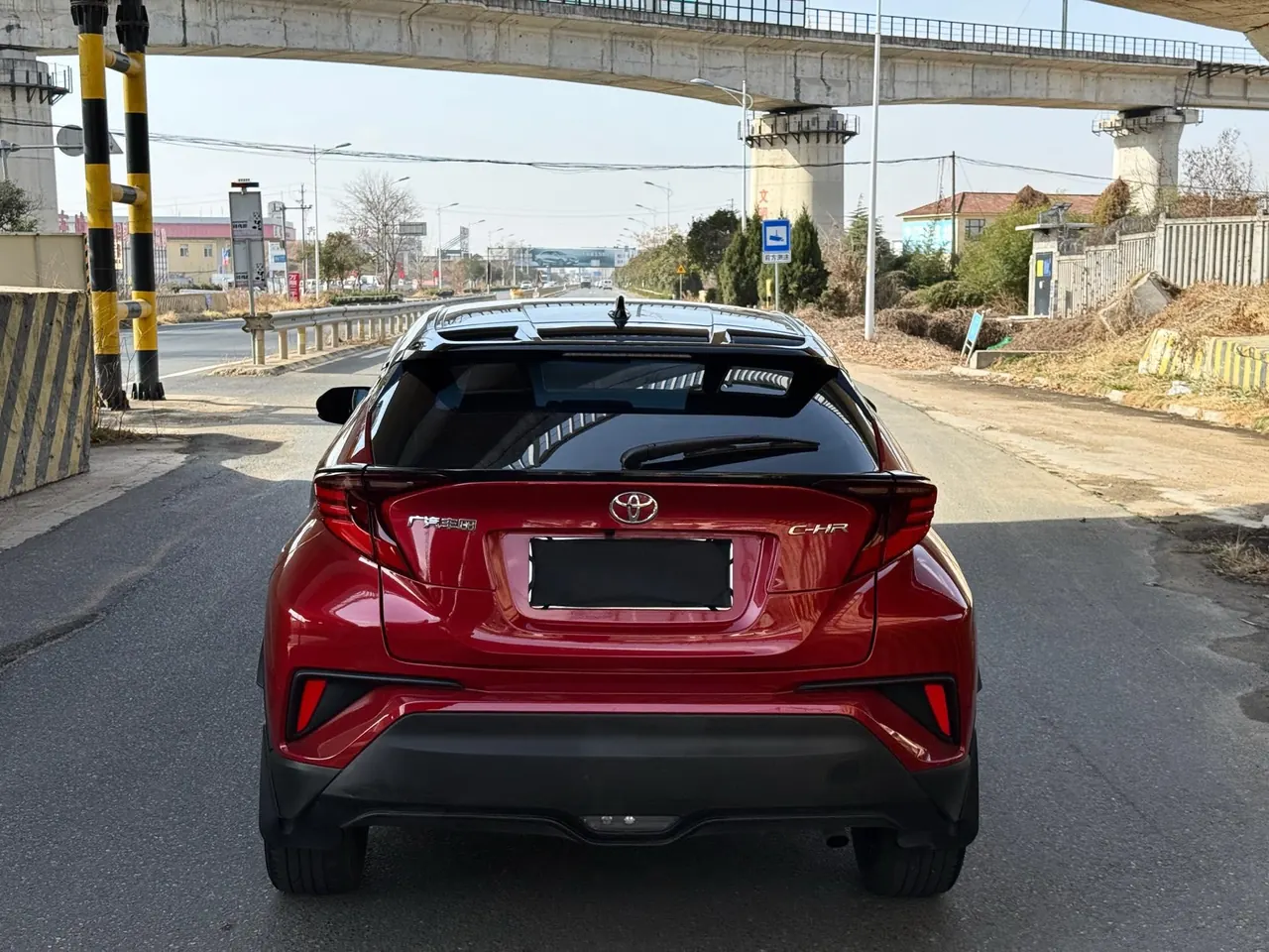 Toyota 2021 C- HR 2.0 Stepless Deluxe Edition Automatic Gear 6