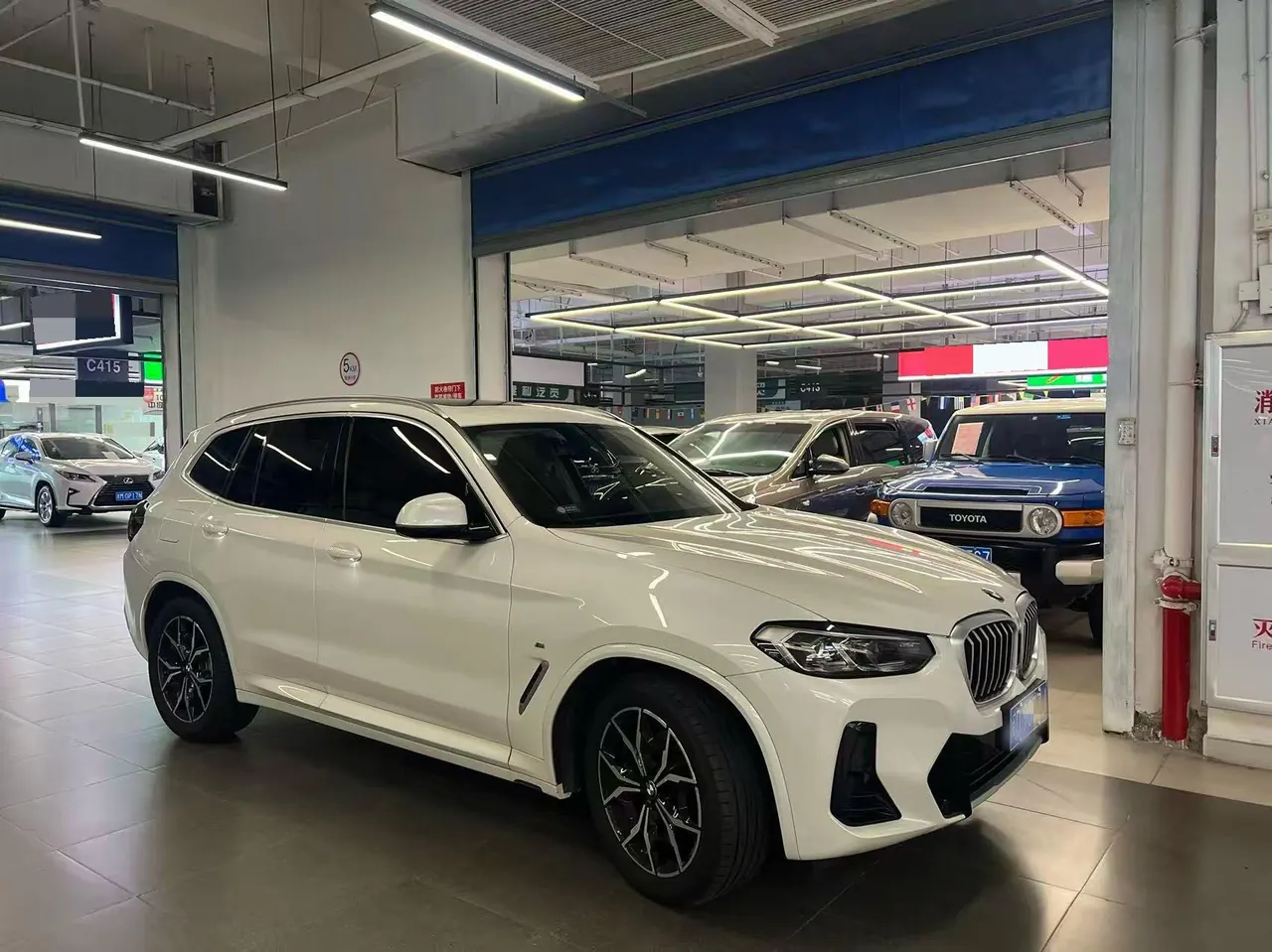 BMW 2023 X3 xDrive25i 2.0T M sports suit automatic gear 3