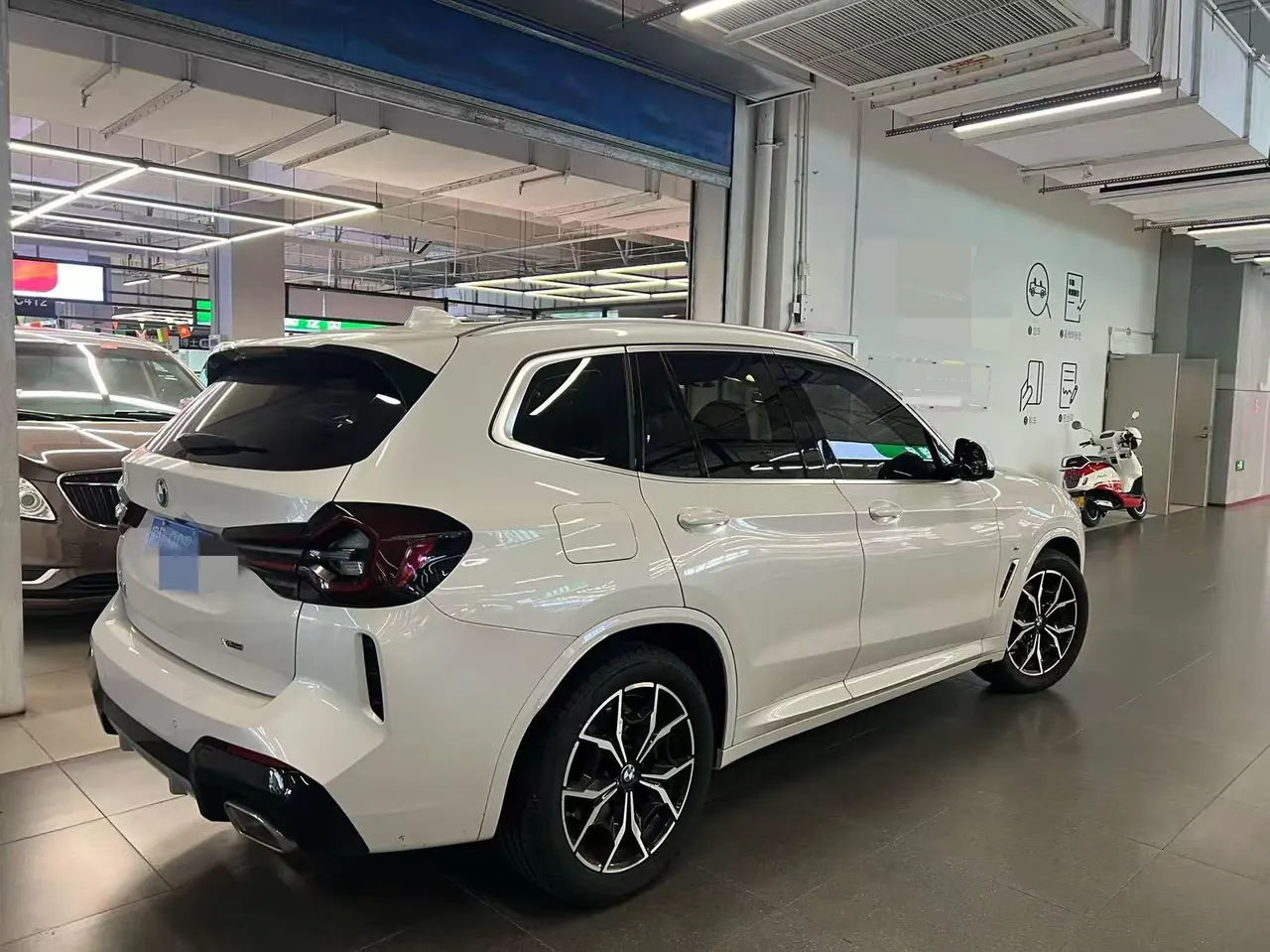 BMW 2023 X3 xDrive25i 2.0T M sports suit automatic gear 5
